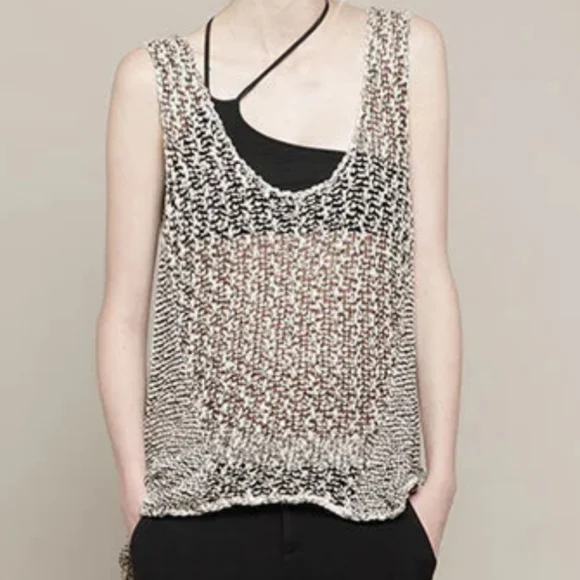 Helmut Lang drop hem tank. - Picture 3 of 9